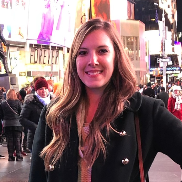 Meet your Posher, Kristina - Picture 1 of 1